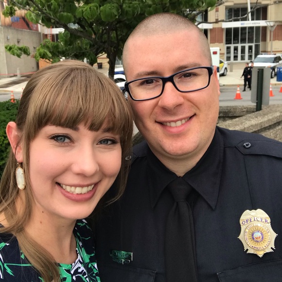 Meet your Posher, Joleen - Picture 2 of 10